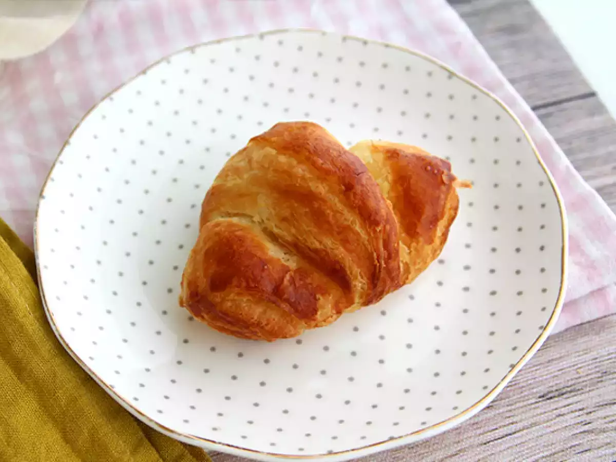 Step-by-step French croissants explained - photo 2