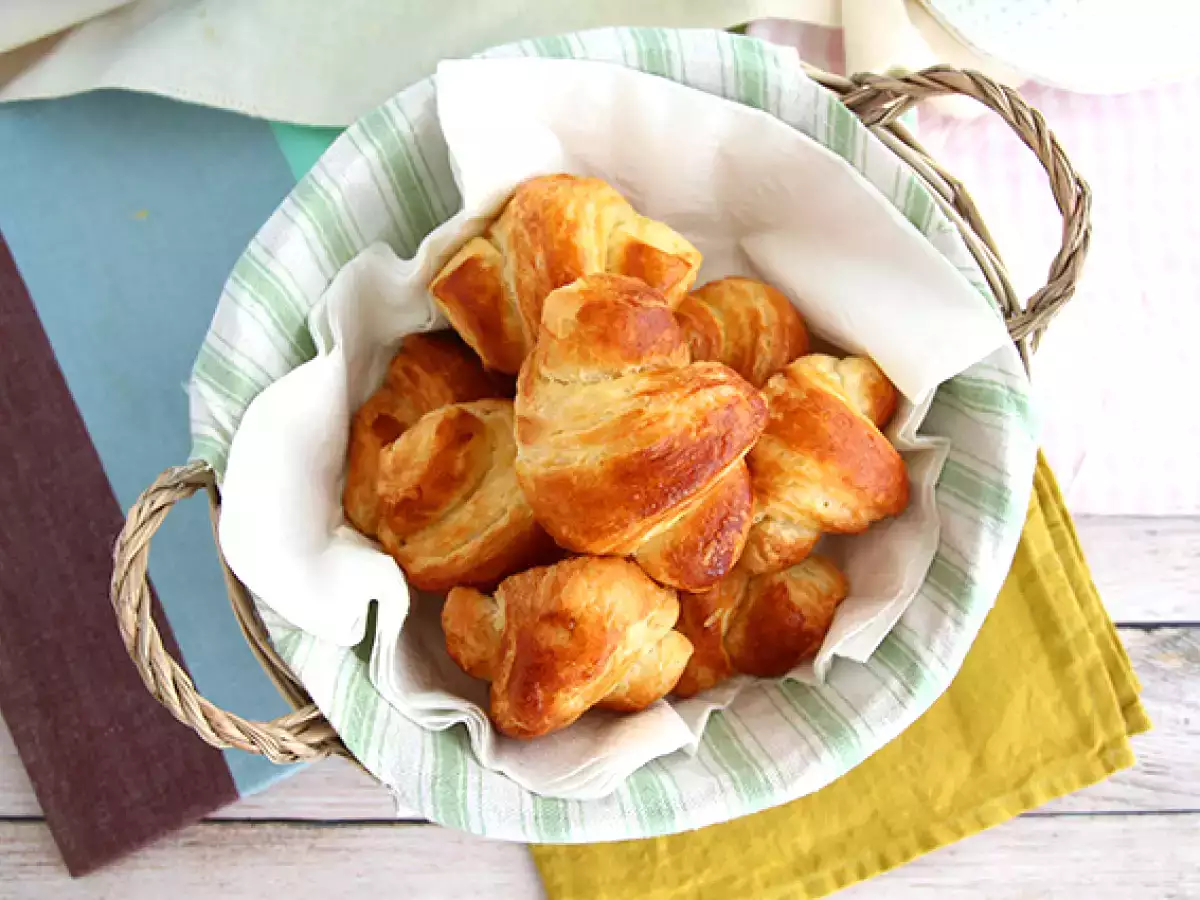 Step-by-step French croissants explained - photo 3