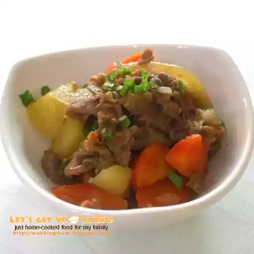 Stewed beef with vegetables recipe: easy and tasty dinner