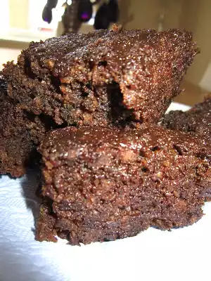 Sticky ginger treacle cake recipe