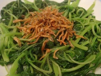 Stir fry Baby Spinach with Ikan Bilis