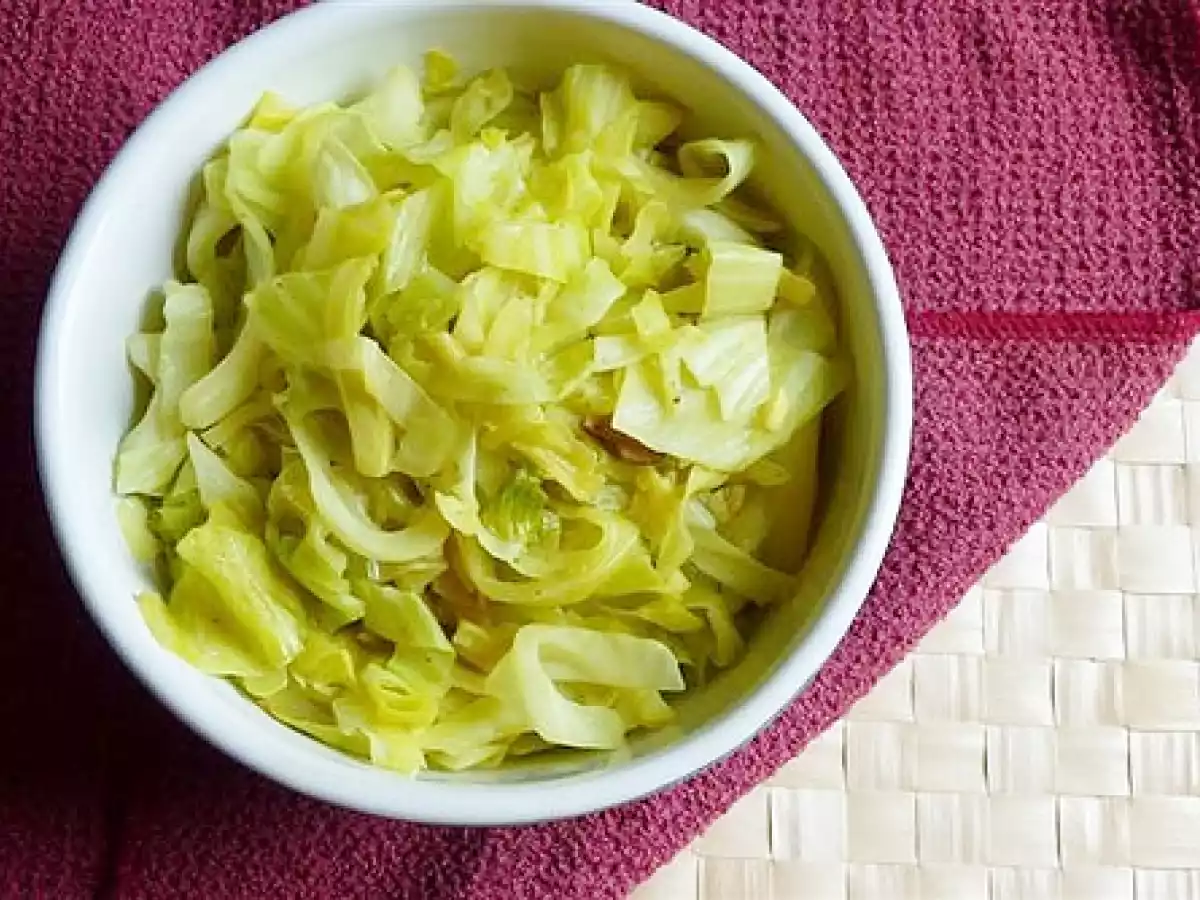 Stir-Fry Cabbage, no Oyster Sauce, where's the flavor - photo 2