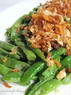 Stir fry french beans recipe with preserved radish & shrimp