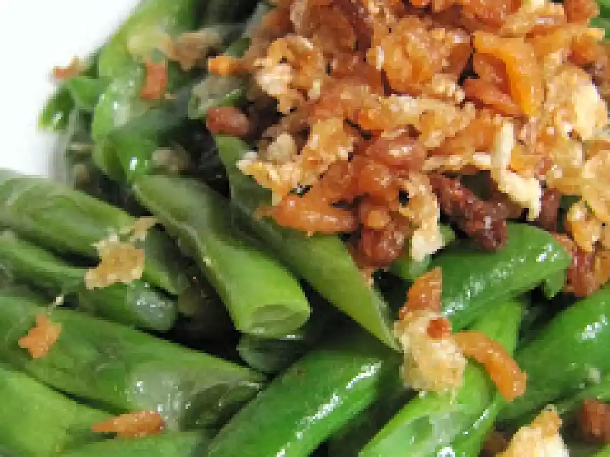 Stir Fry French Bean with Preserved Radish & Dried Shrimp