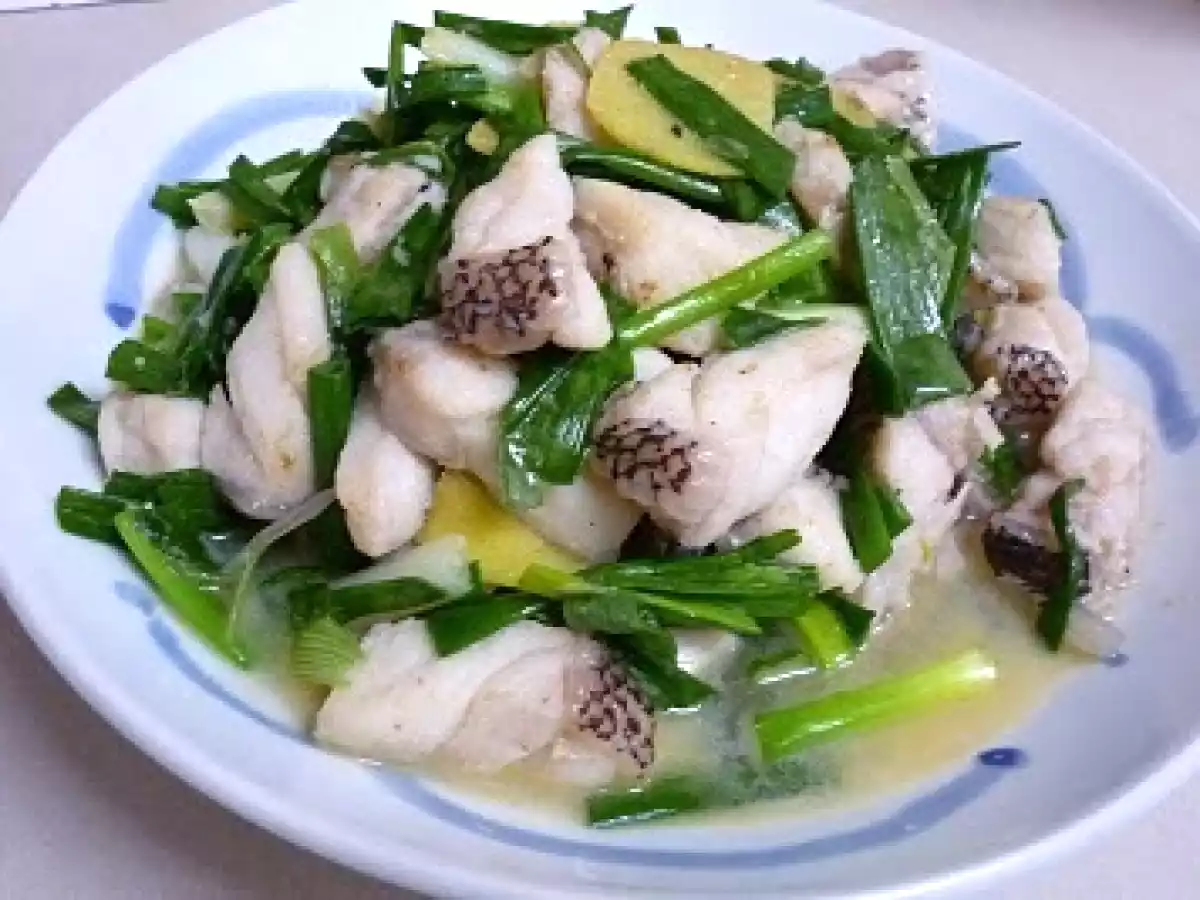 Stir-Fry Garoupa Fillet with Spring Onions