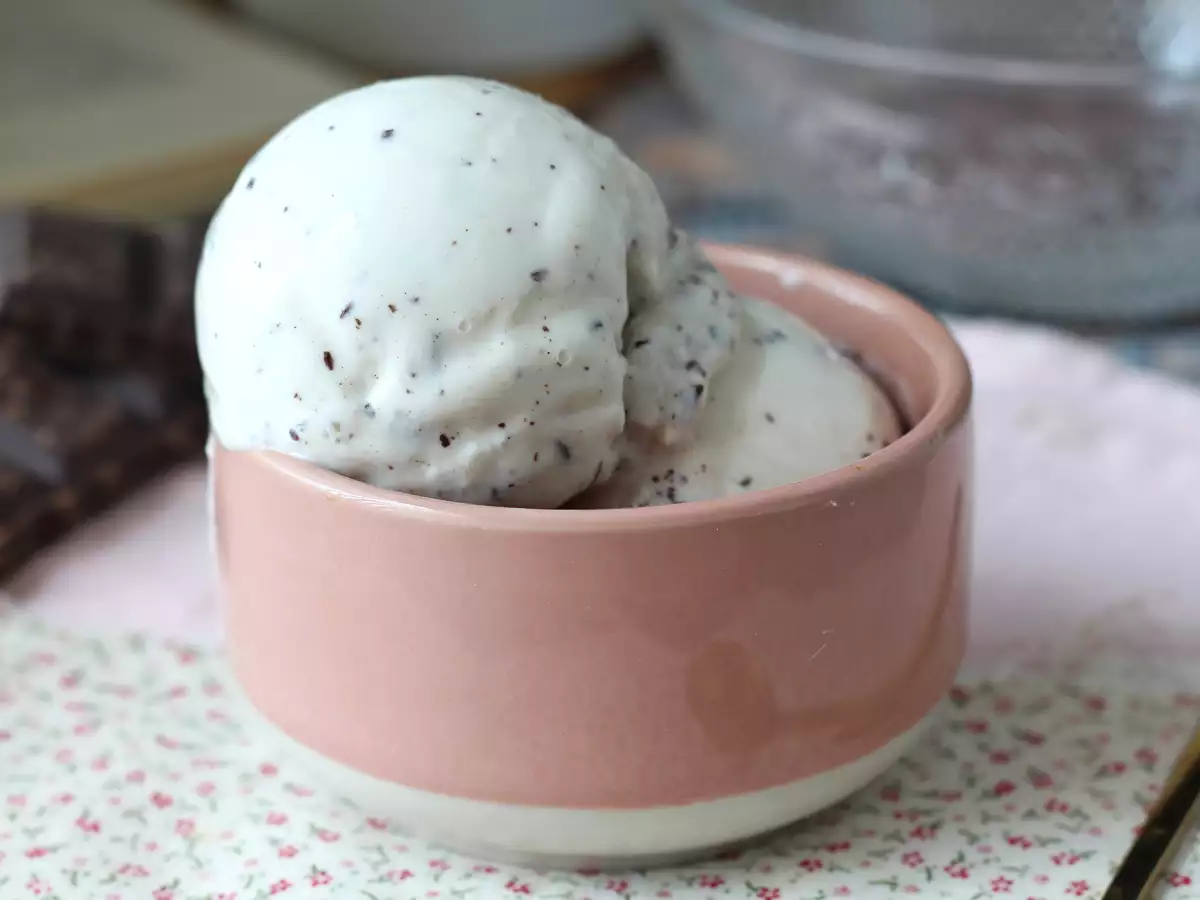 Stracciatella-style ice cream with the Ninja Creami - photo 2
