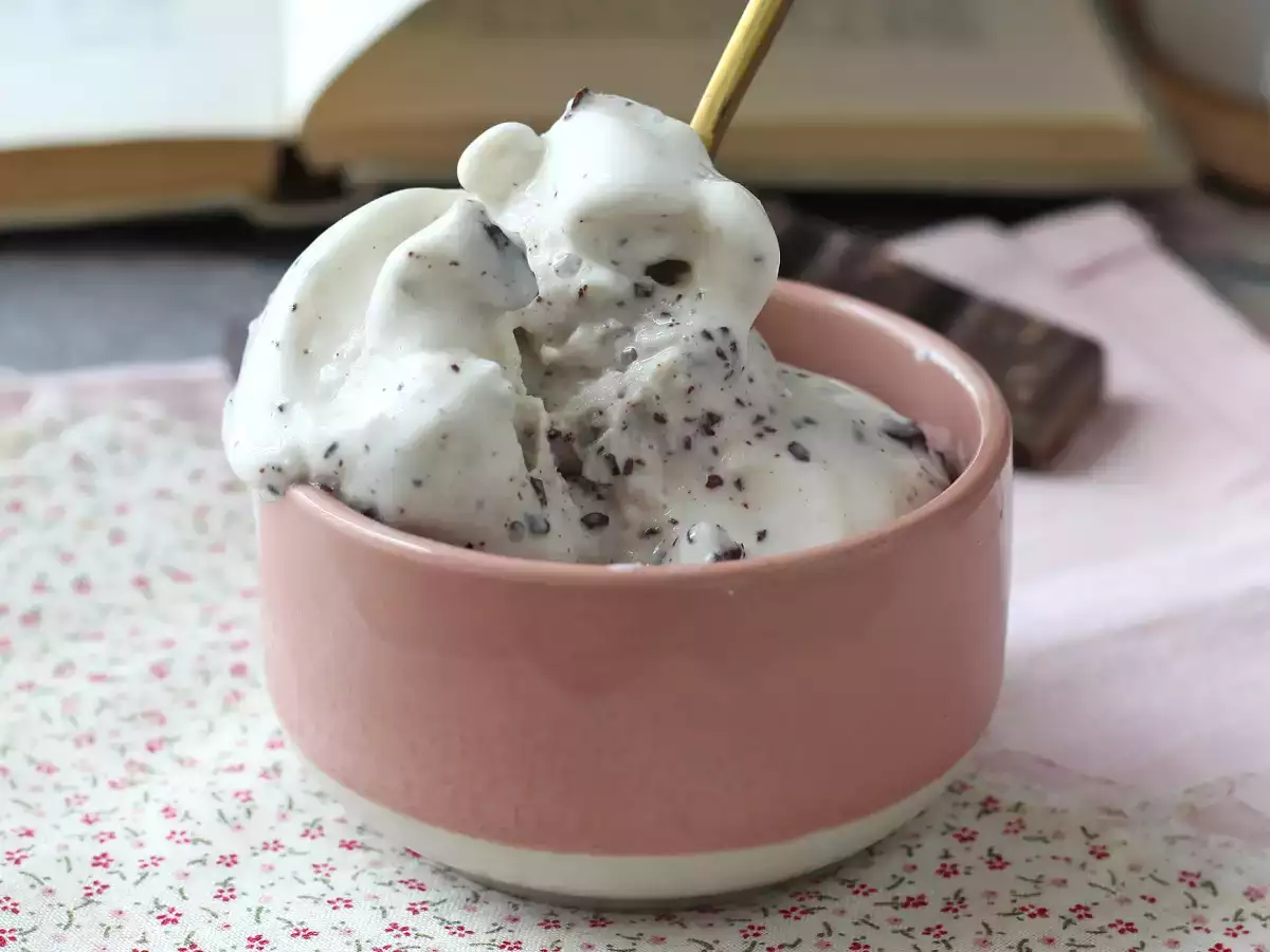 Stracciatella-style ice cream with the Ninja Creami - photo 3