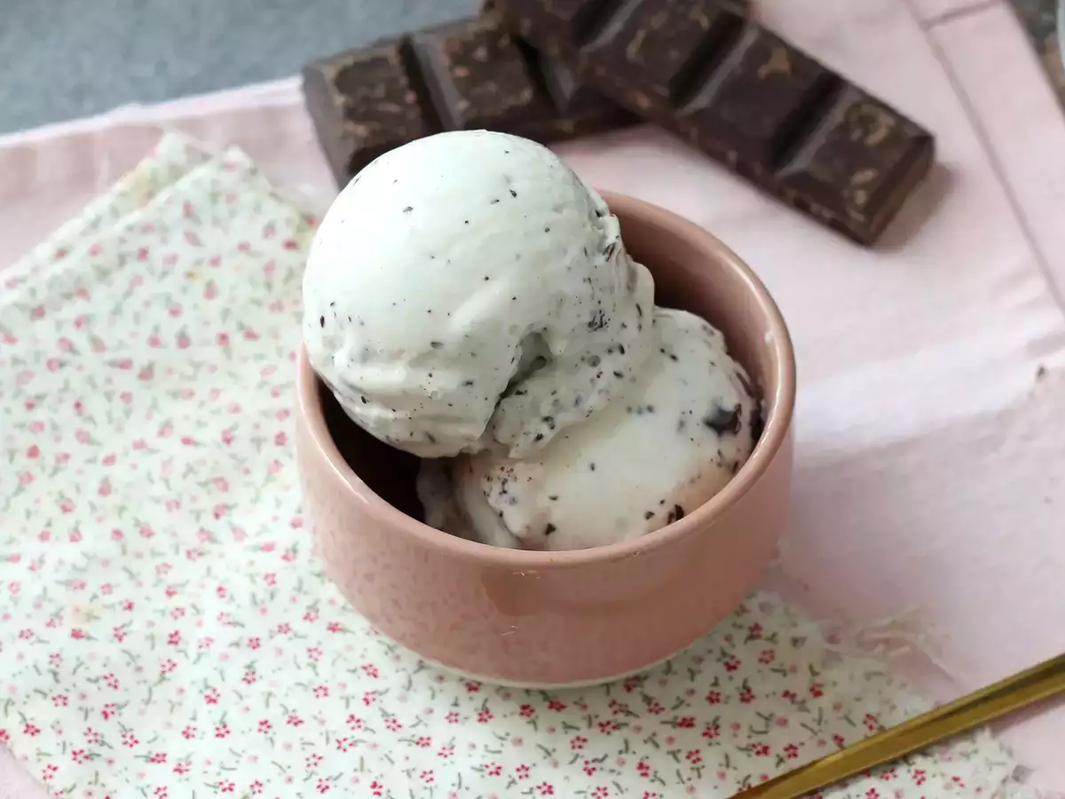 Stracciatella-style ice cream with the Ninja Creami - photo 8