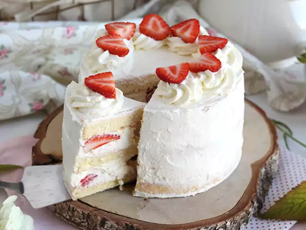 Recipe Strawberry and mascarpone cream layer cake