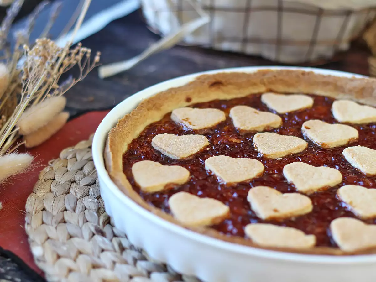 Strawberry Jam Tart: A Classic Shortcrust Pastry Recipe (with Heart Decorations) - photo 2