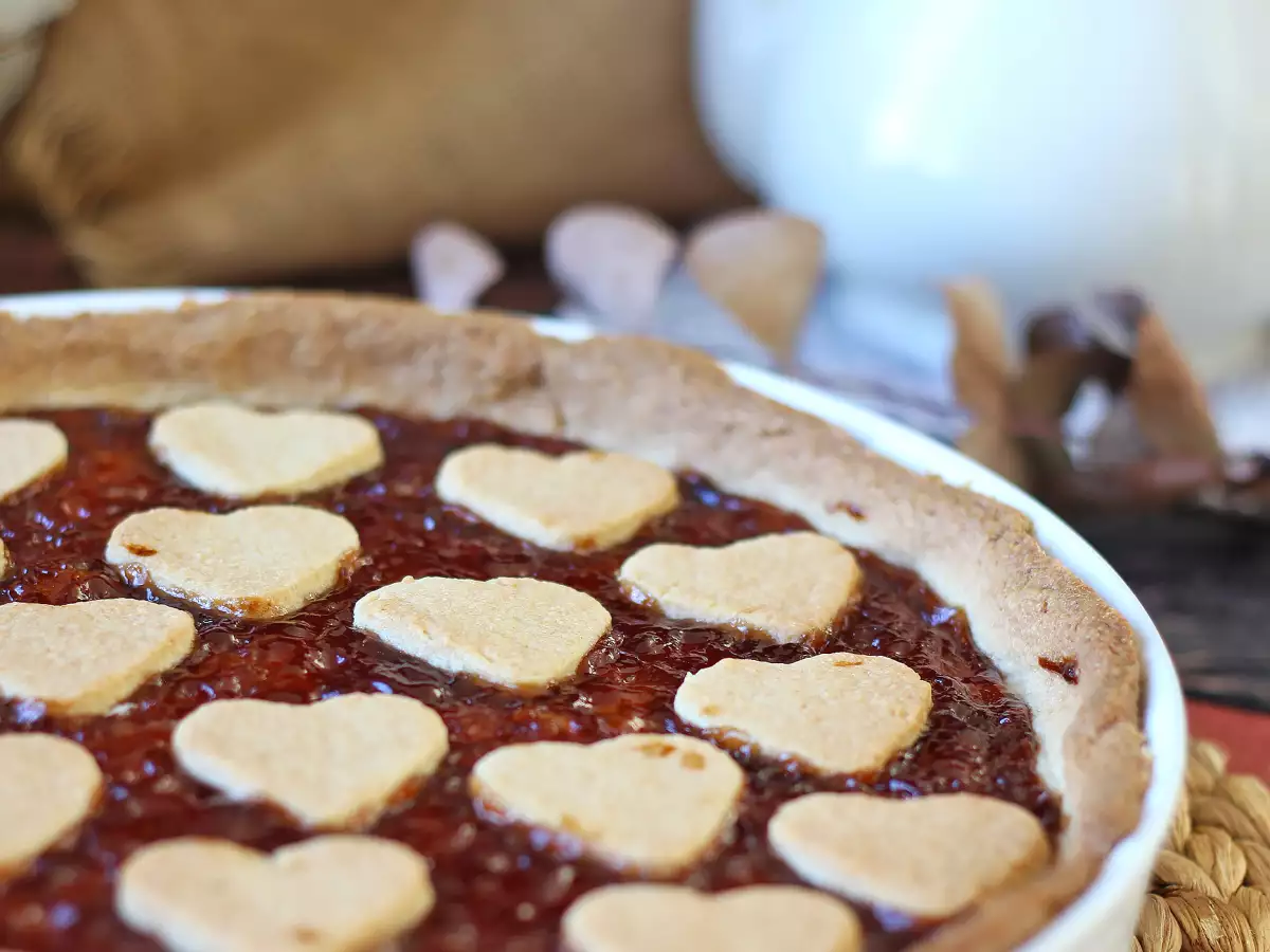 Strawberry Jam Tart: A Classic Shortcrust Pastry Recipe (with Heart Decorations) - photo 3