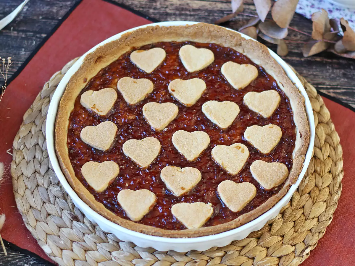 Strawberry Jam Tart: A Classic Shortcrust Pastry Recipe (with Heart Decorations) - photo 5