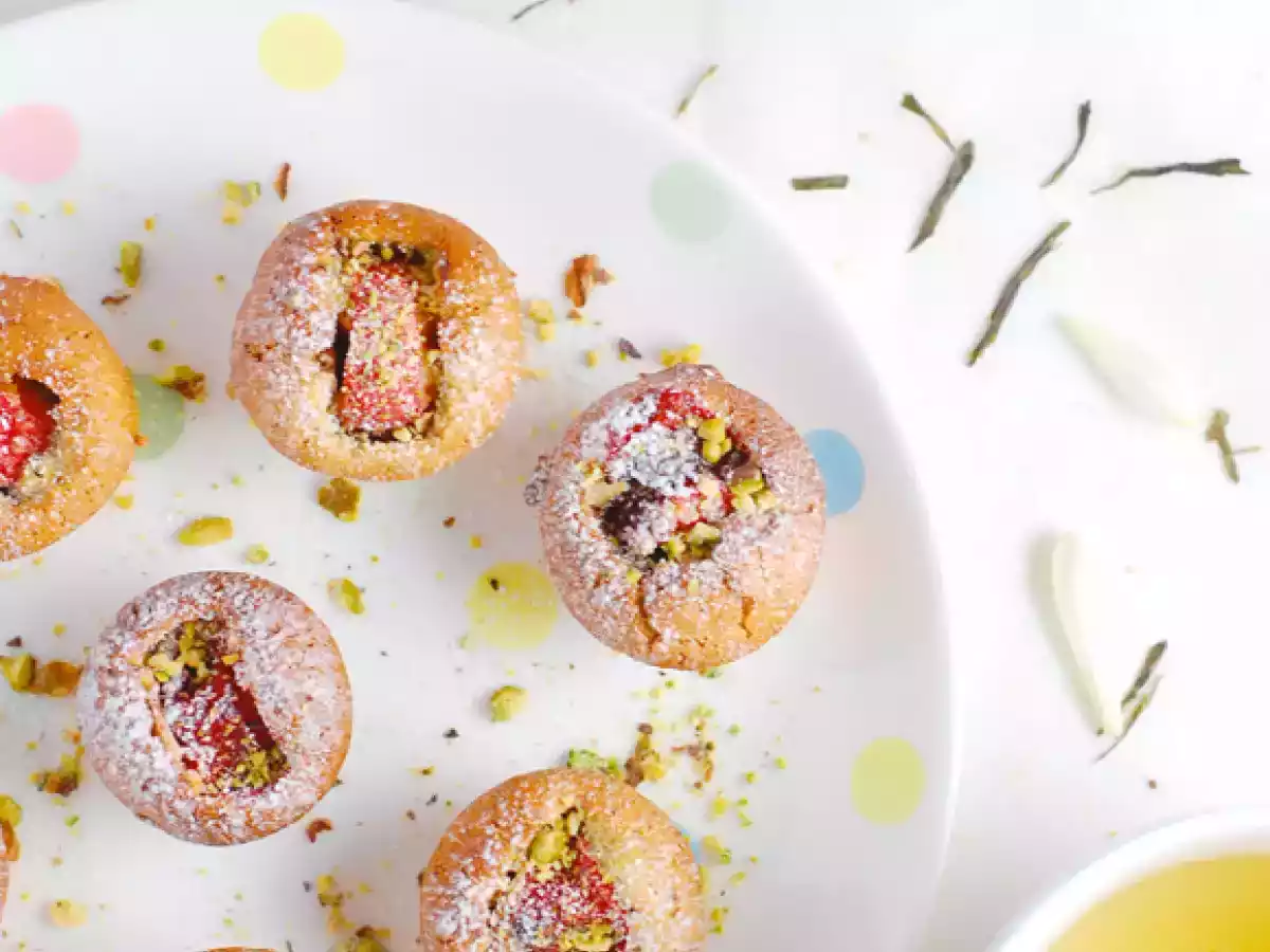 Strawberry & Pistachio Financiers - photo 3