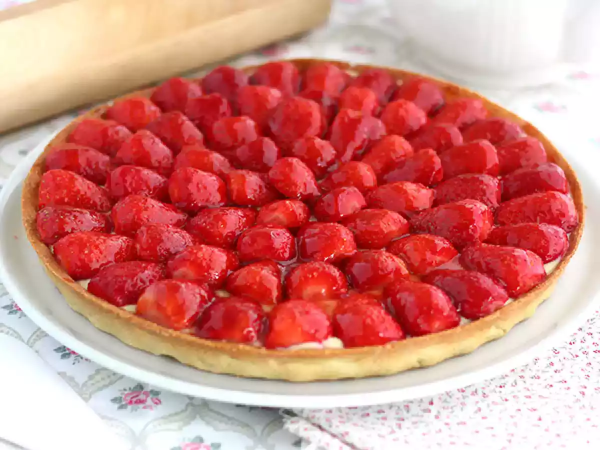 Strawberry tart