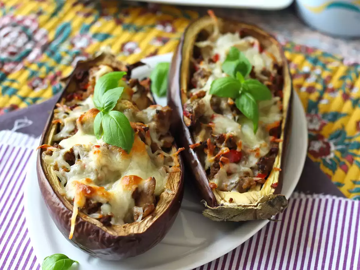 Stuffed eggplant with mozzarella au gratin - photo 3