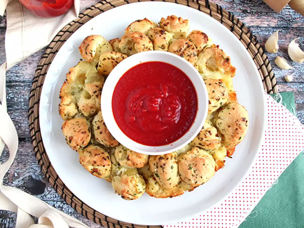 Stuffed mozzarella pizza crown - photo 5