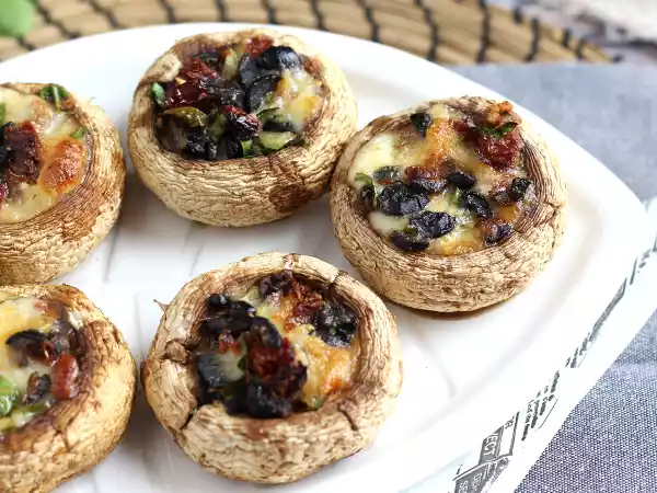 Recipe Stuffed mushrooms baked in the oven (a great idea for appetizers)