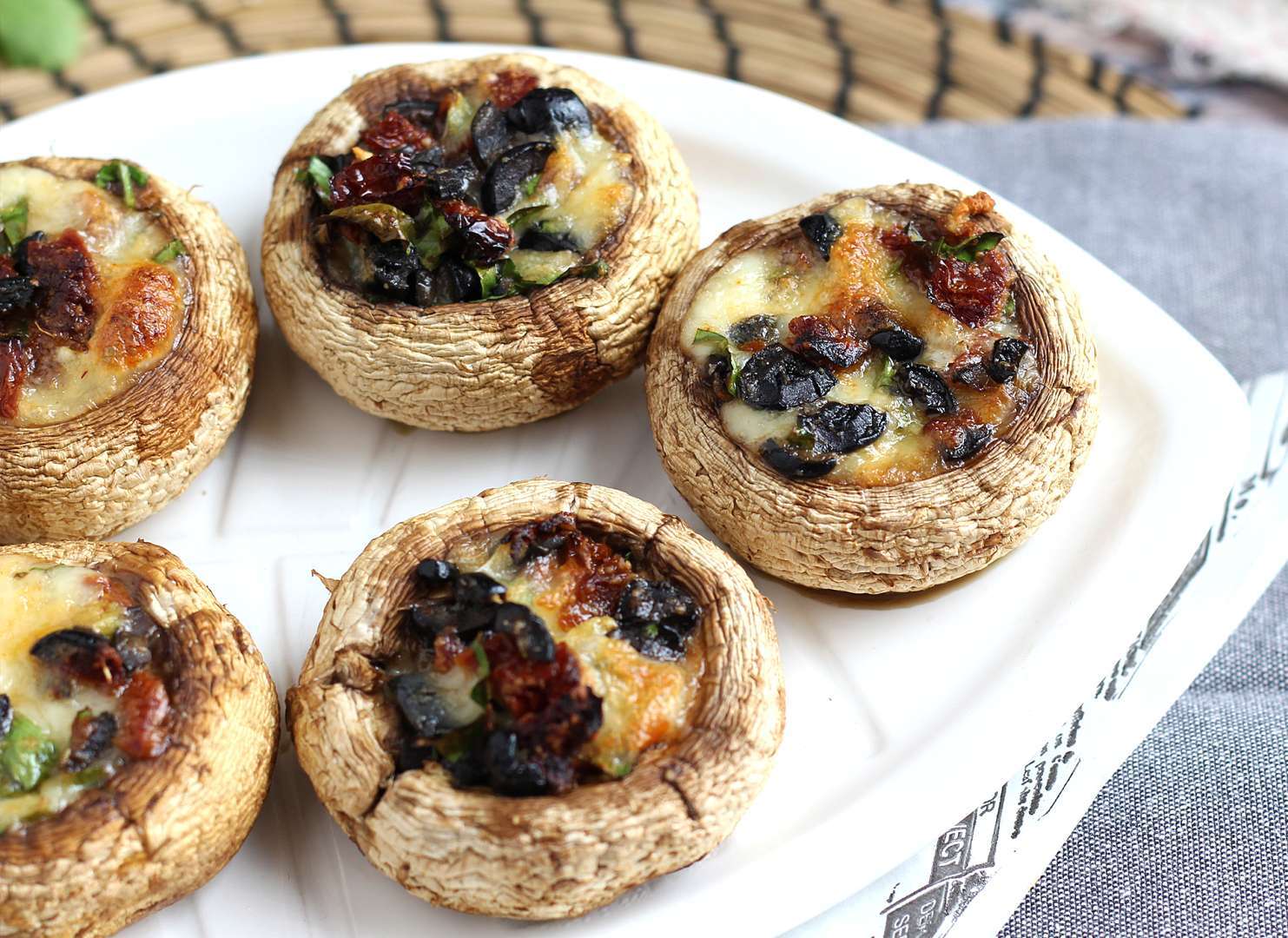 Stuffed mushrooms, the perfect appetizer! - Recipe Petitchef