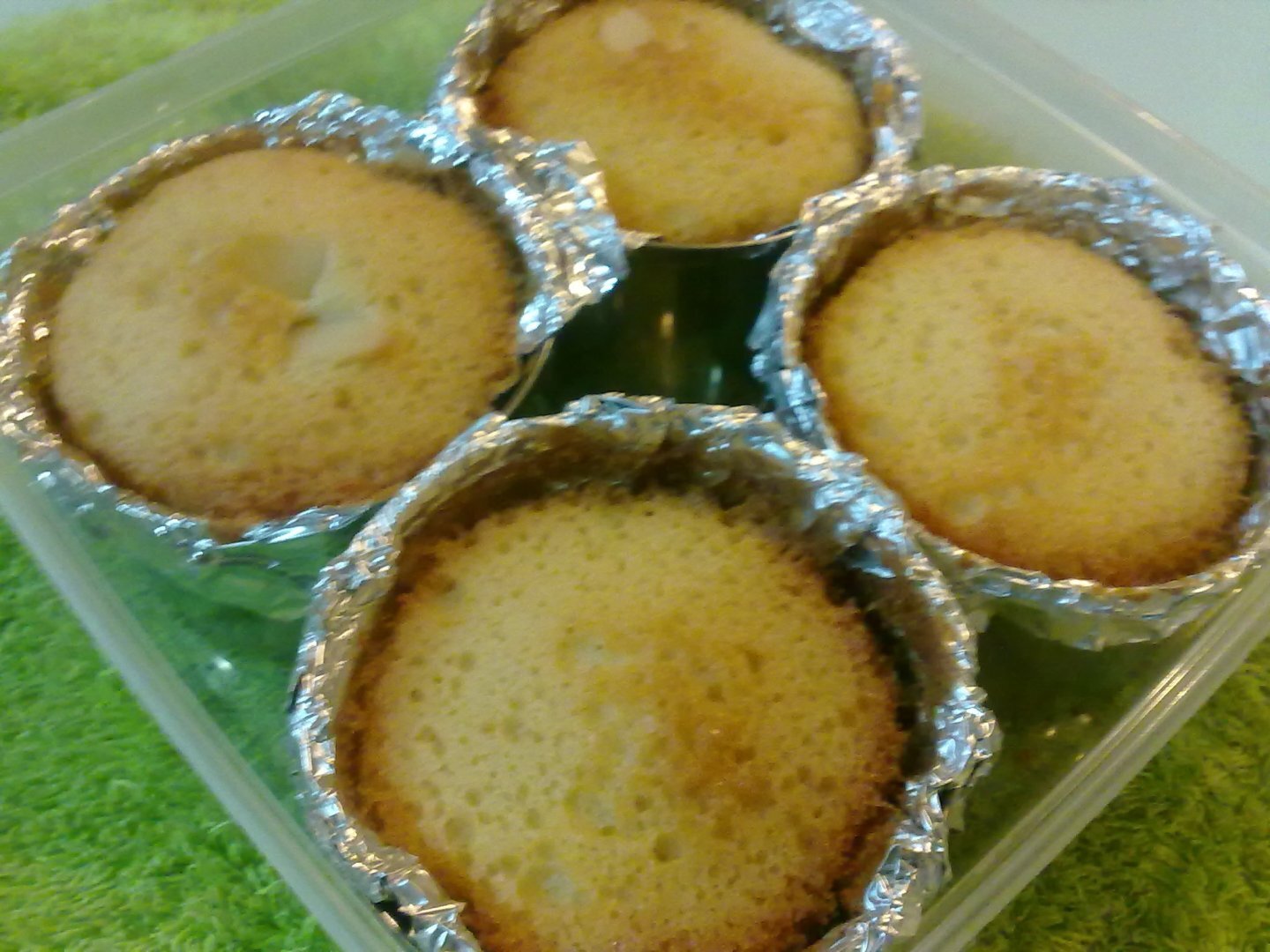 Sugee cake recipe - a simple and tasty traditional dessert