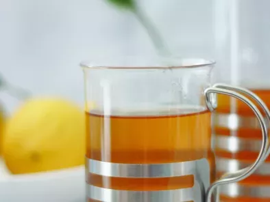 Sulaimani Tea or lemon tea