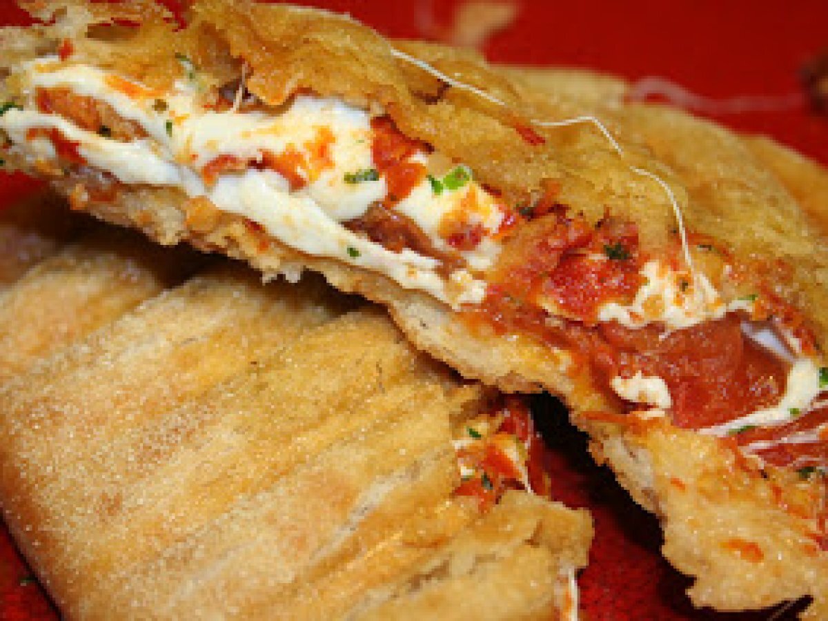 Sun-dried Tomato Pesto And Mozzarella Paninis - photo 2