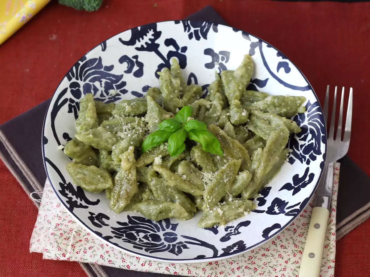 Super-easy broccoli pasta to get kids excited about vegetables, no material required! - photo 5