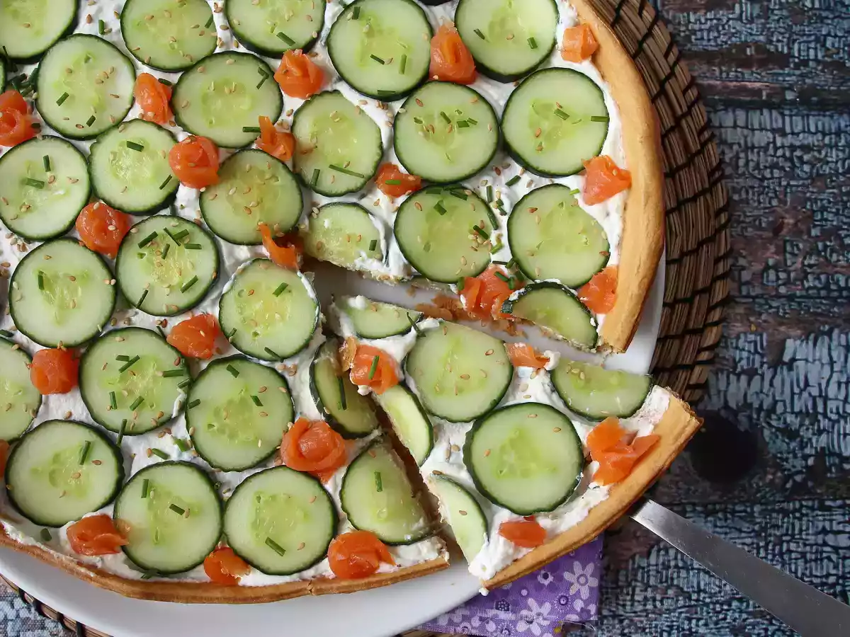 Super-refreshing summer tart: ricotta, cucumber and smoked salmon - photo 6