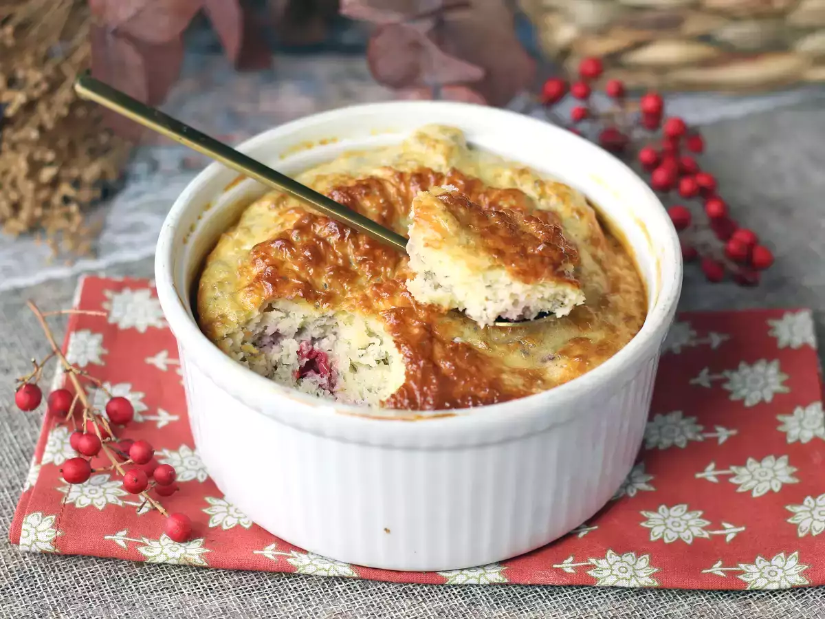 Super-simple red fruit protein cake - photo 2