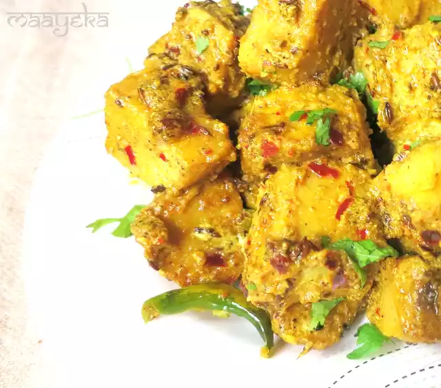 Suran ki subzi recipe / yam curry - easy homemade dish