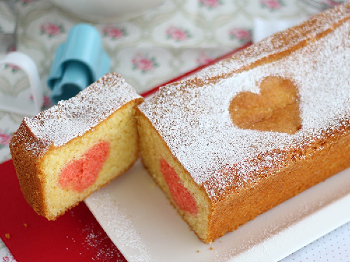 surprise-cake-video-recipe-recipe-petitchef