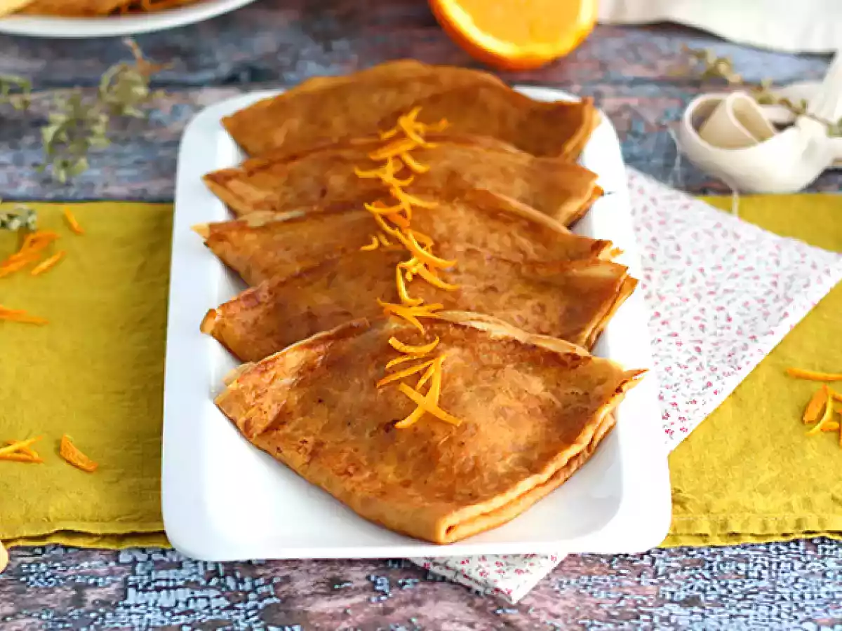 Suzette crepes, the traditional french recipe!