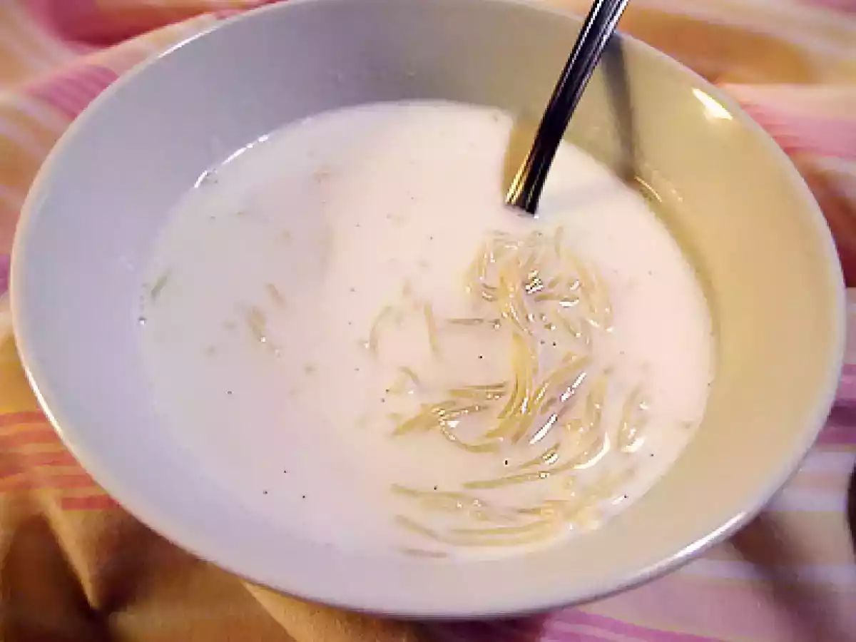 Sweet Milk Soup with Filini Pasta - photo 2