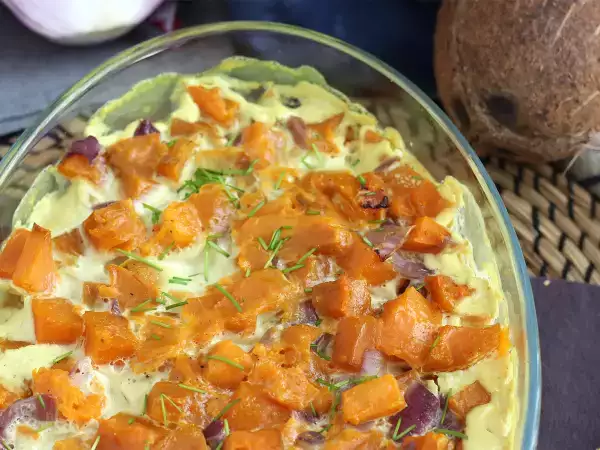 Recipe Sweet potato gratin flavored with coconut milk and curry