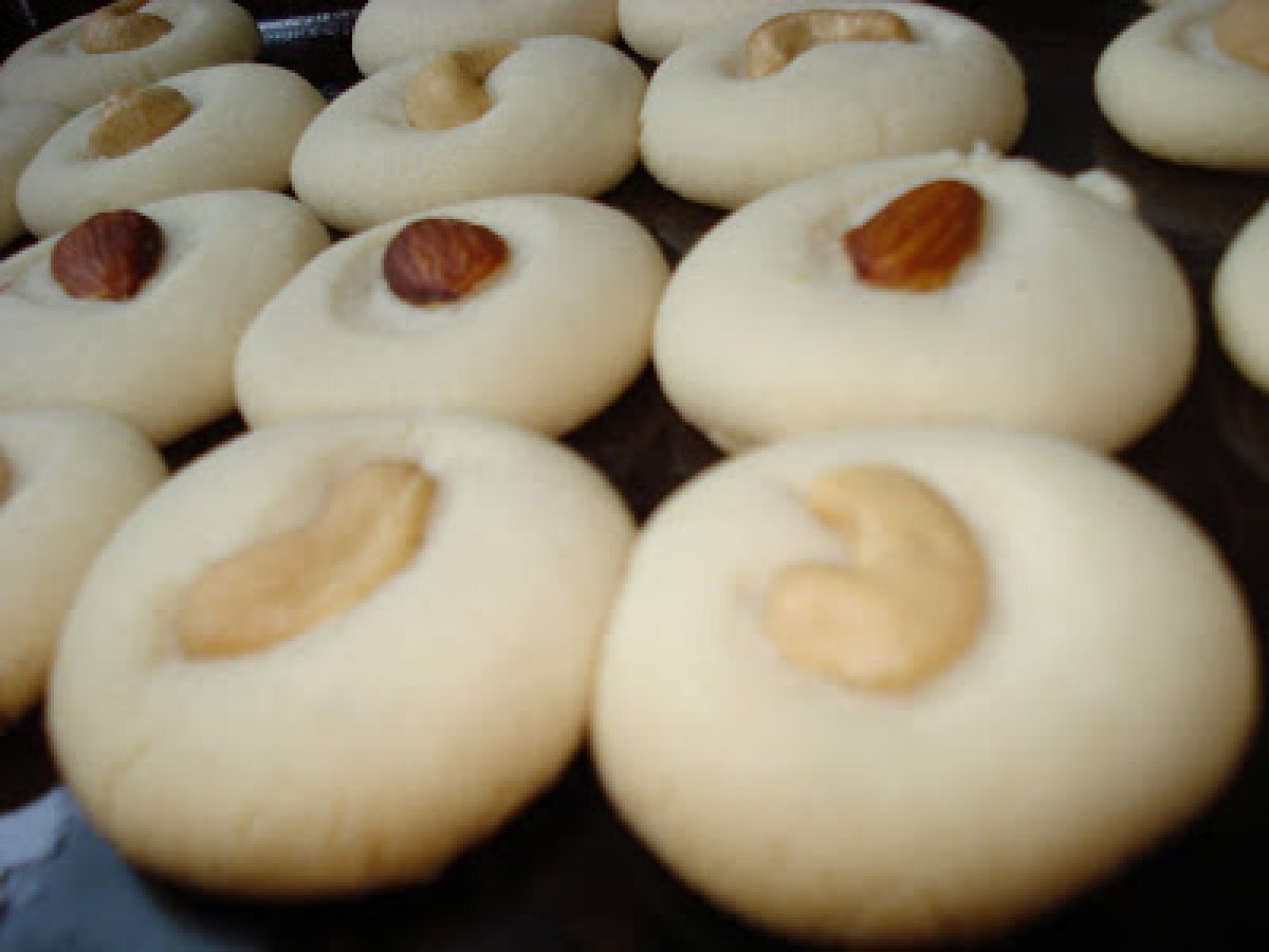 Sweet Treats - Nankatai ( Indian sugar-butter cookies)