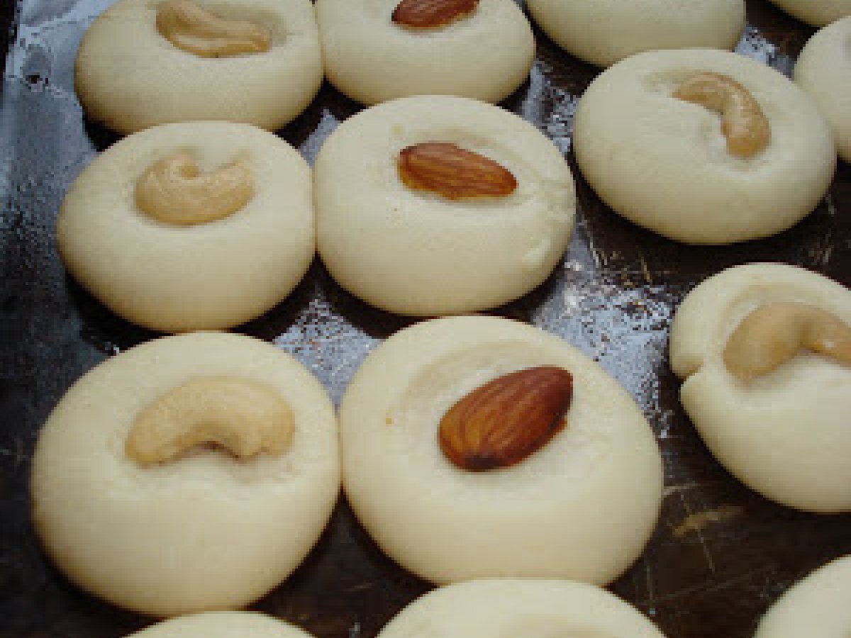 Sweet Treats - Nankatai ( Indian sugar-butter cookies) - photo 2