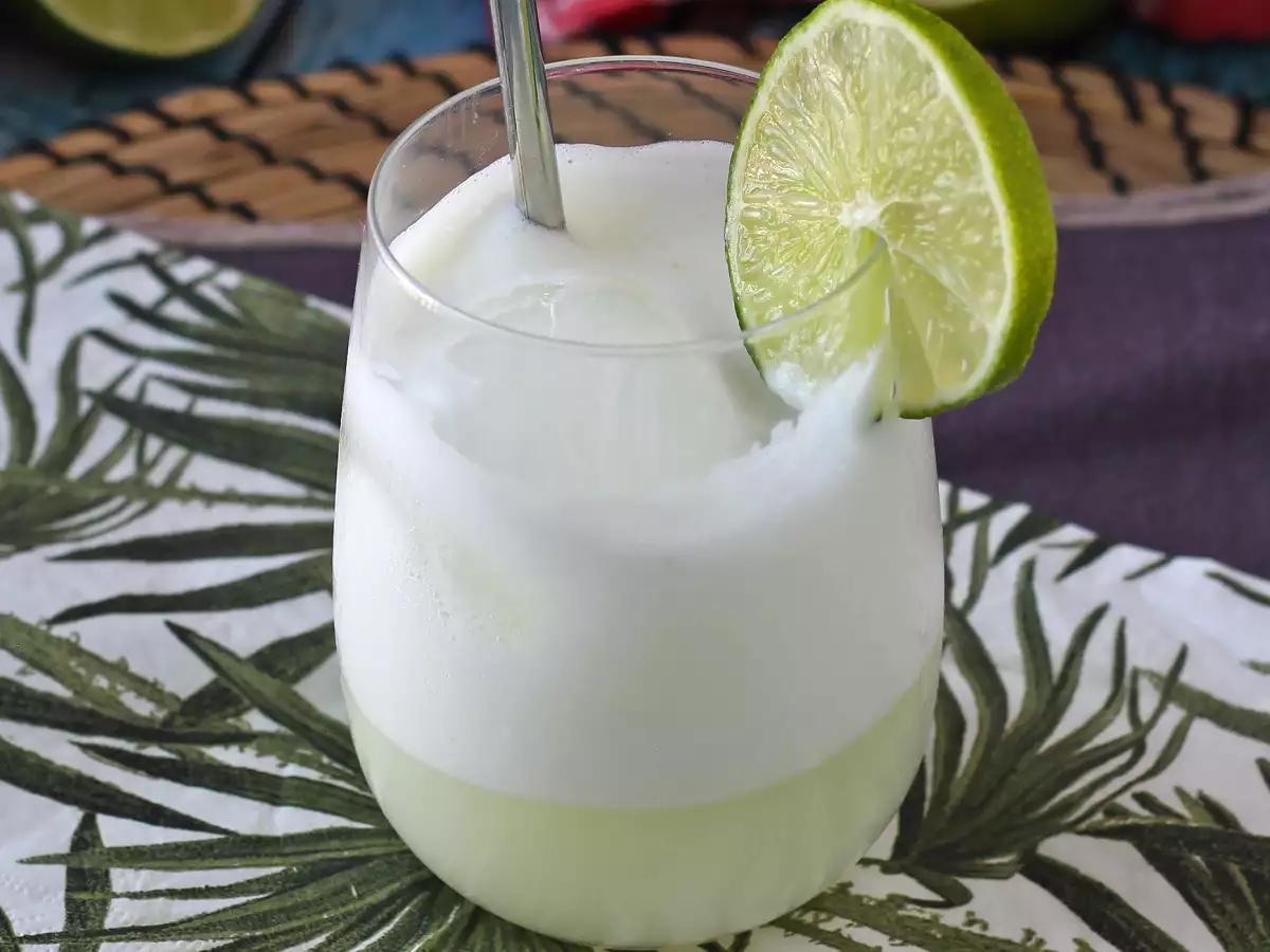 Swiss lemonade with condensed milk - photo 4