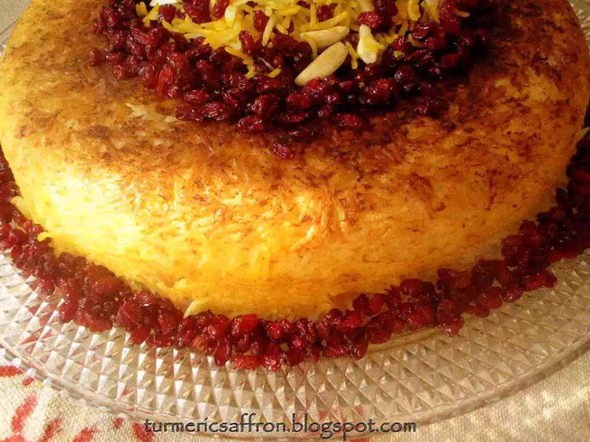 Tah Chin-e Morgh Baked Saffron Yogurt Rice with Chicken