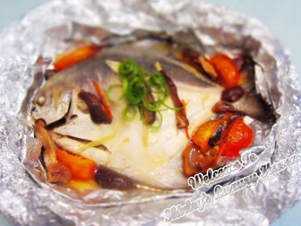 Tasty Steamed Teochew Pomfret In Foil