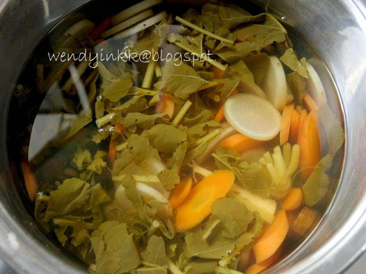 Tateishi Kazu's Miracle Vegetable Soup