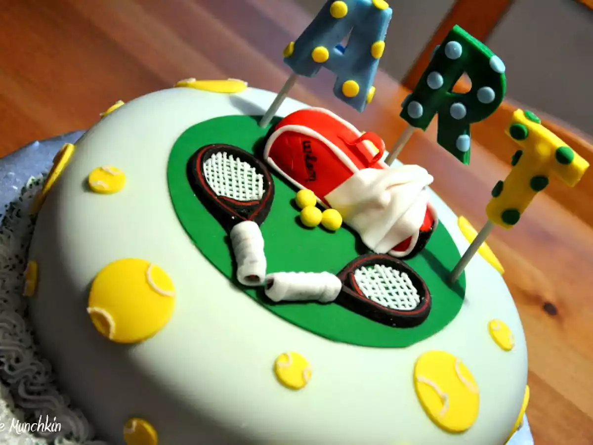Tennis-Themed Ube Cake - photo 2