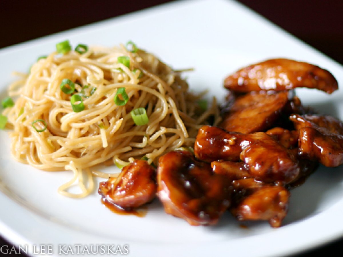 Teriyaki Chicken & Garlic Noodles