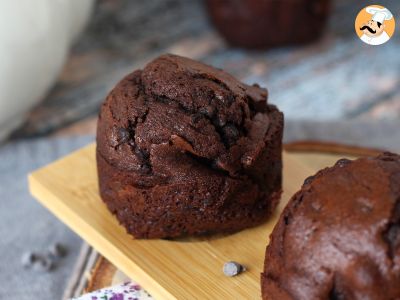 The best chocolate muffins: huge and fluffy - photo 3