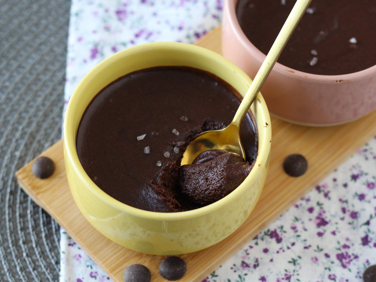 The perfect chocolate mousse, ultra gourmet with a hint of salt