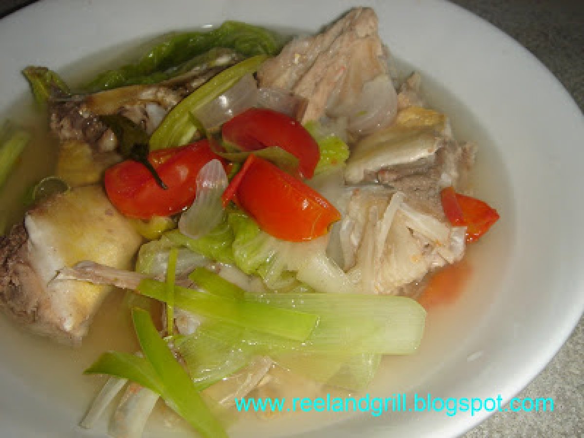 Tinowa or Tola - Tinolang Talakitok (Trevally Stew in Lemon Grass, Tomatoes & Chilies)