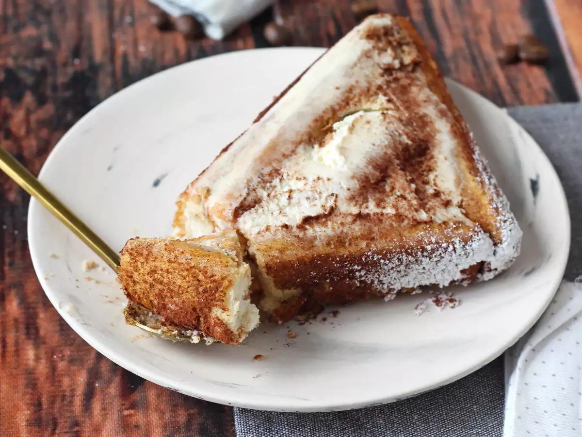 Tiramisu-Style Cabin-Shaped Yule Log Without a Mold, for Coffee Lovers - photo 6