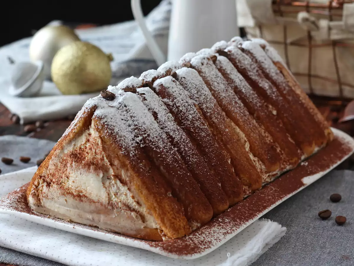 Tiramisu-Style Cabin-Shaped Yule Log Without a Mold, for Coffee Lovers - photo 9