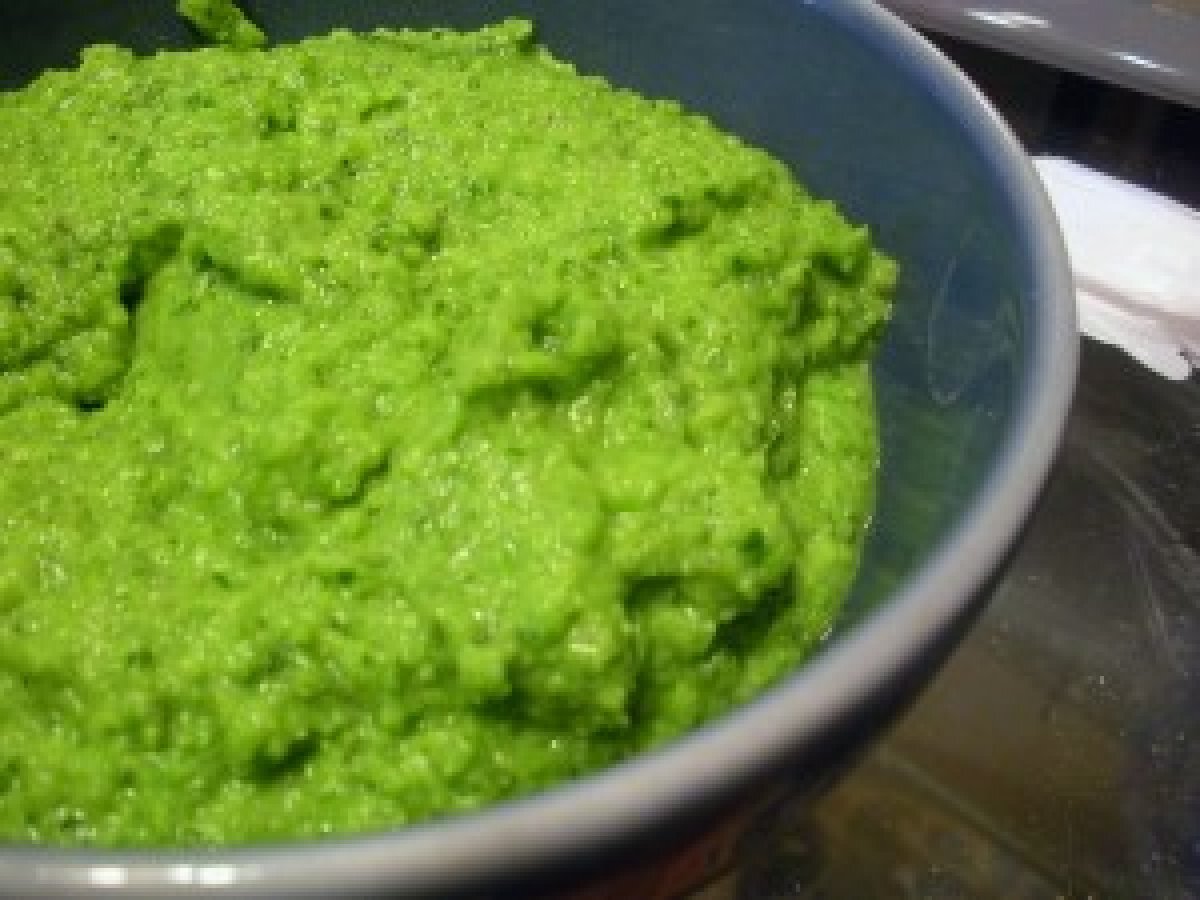 Tofu and Guisantamole