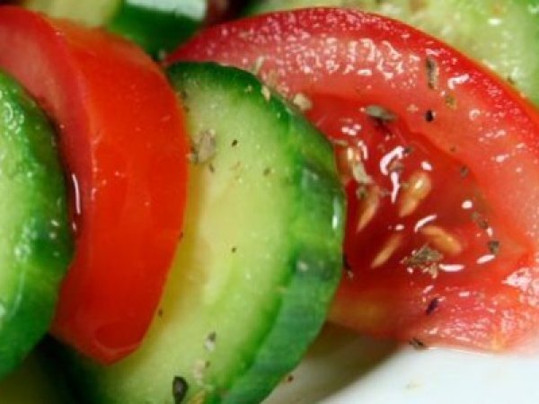 Tomato and Cucumber Salad