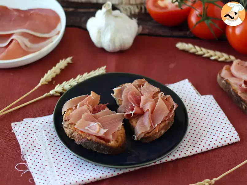 Tomato and Serrano ham toast - The perfect Spanish tapas, photo 1