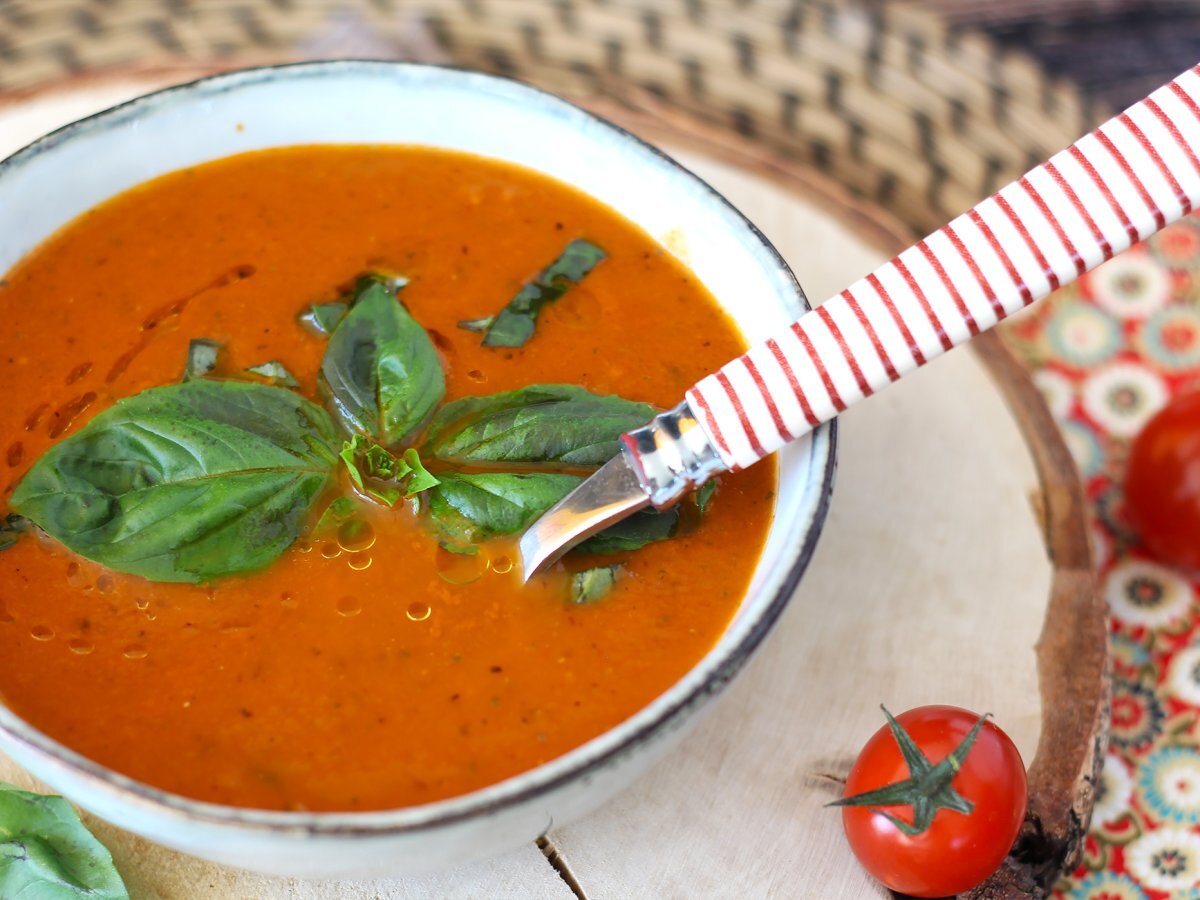 Tomato & basil soup - photo 4